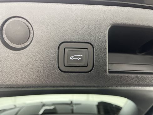 New 2026 Chevrolet Equinox ACTIV w/ Convenience Package III image 34