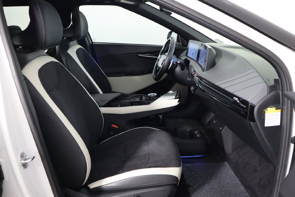 Used 2024 Kia EV6 GT-Line RWD image 18