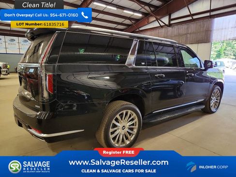 Used 2021 Cadillac Escalade ESV Premium Luxury AWD/4WD image 4