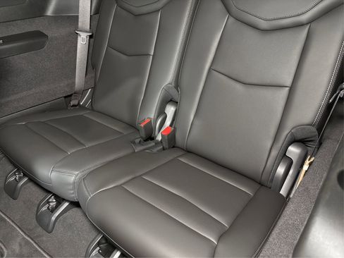 New 2025 Cadillac XT6 Premium Luxury image 11