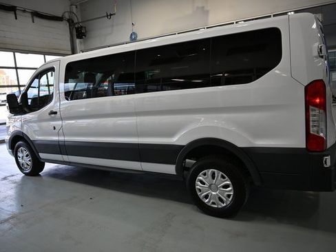 Used 2023 Ford Transit 350 XLT image 9