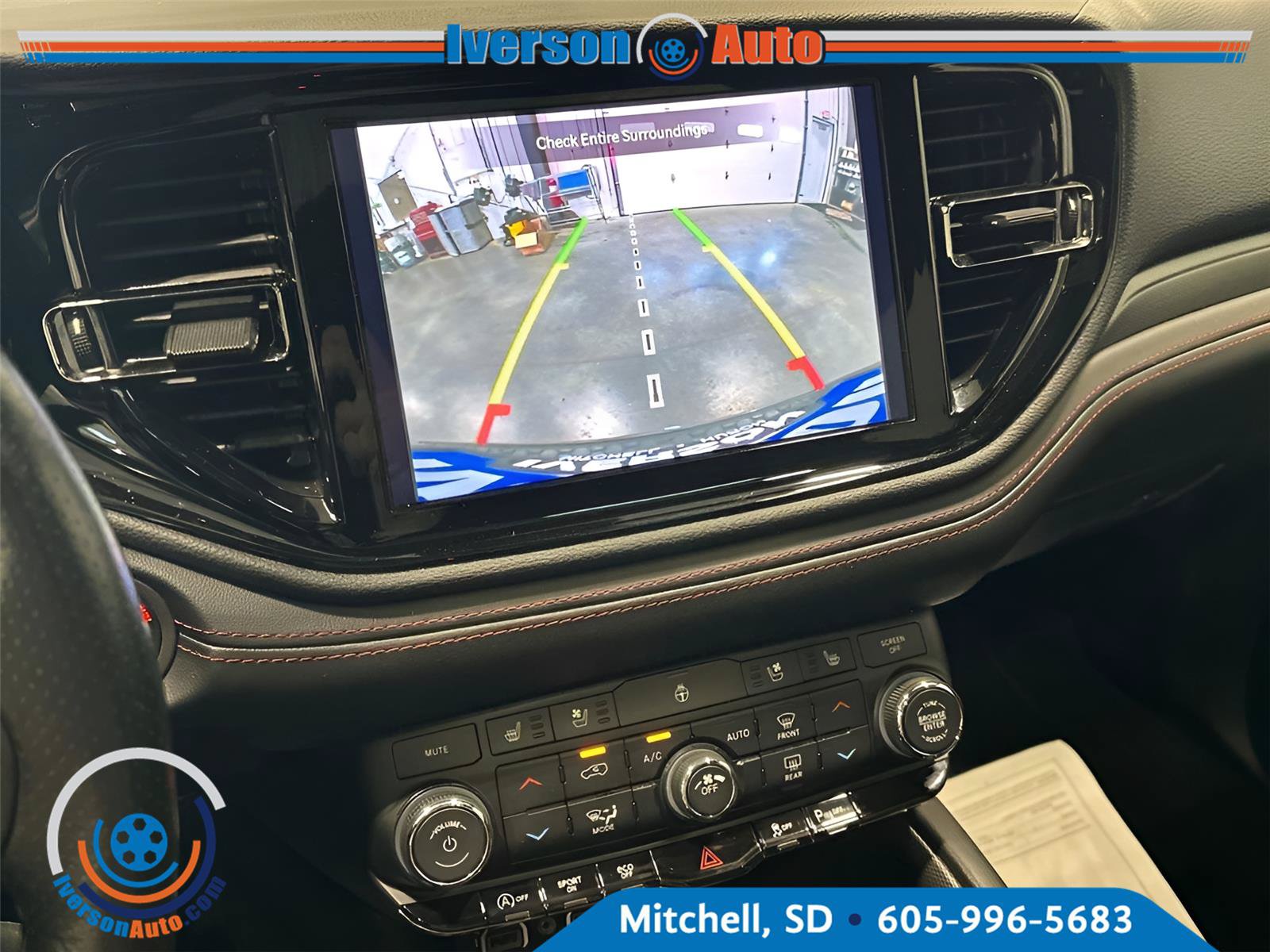 Used 2024 Dodge Durango GT AWD/4WD image 23