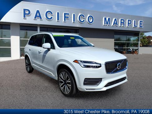 Used 2020 Volvo XC90 T5 Momentum w/ Protection Package Premier AWD/4WD image 1