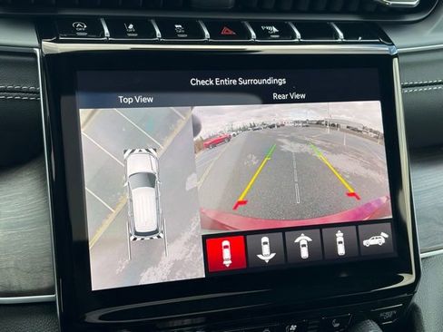 New 2025 Jeep Grand Cherokee L Limited image 22