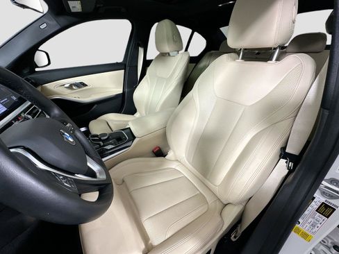 Used 2022 BMW 330i Sedan w/ Driving Assistance Package RWD image 20
