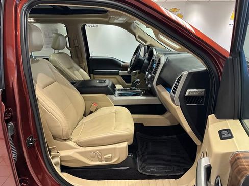 Used 2016 Ford F150 Lariat w/ Equipment Group 502A Luxury image 8