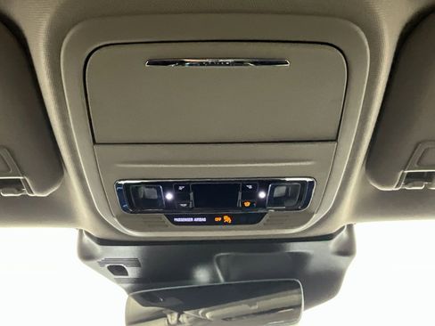 Used 2025 Lincoln Corsair FWD w/ Equipment Group 101A image 13