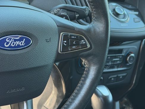 Used 2017 Ford Escape Titanium AWD/4WD image 27