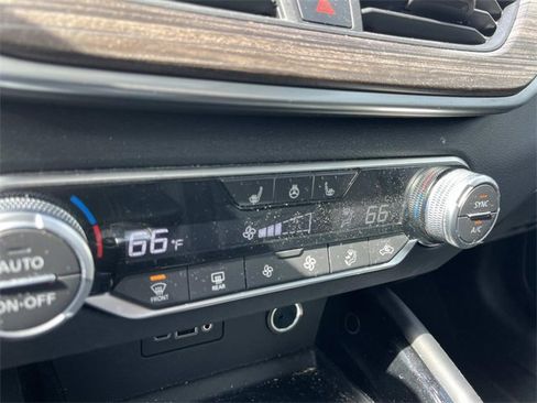 Used 2020 Nissan Altima 2.5 Platinum image 30