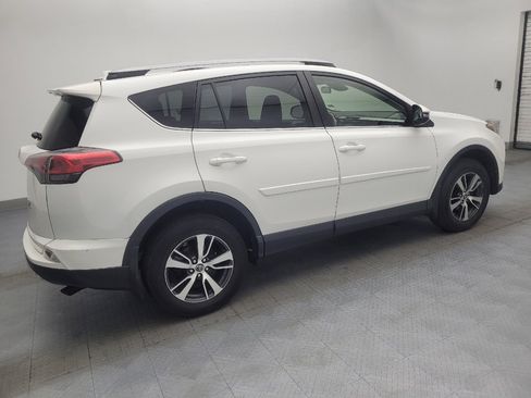 Used 2018 Toyota RAV4 XLE image 10