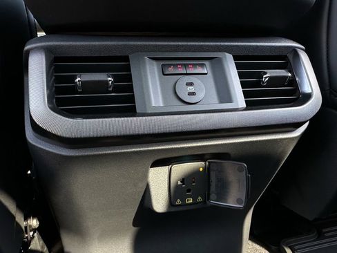 New 2025 Ford F150 Platinum w/ Equipment Group 702A High image 77