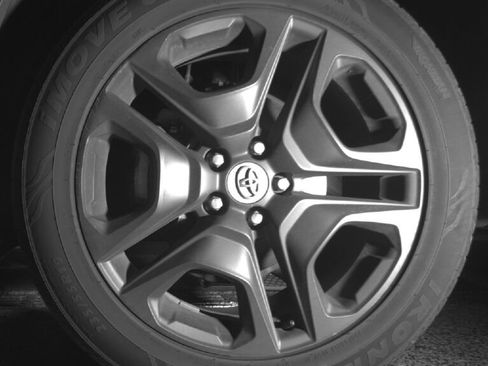 Used 2024 Toyota RAV4 Adventure AWD/4WD image 9