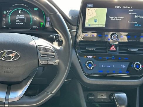 Used 2020 Hyundai Ioniq Limited FWD image 28
