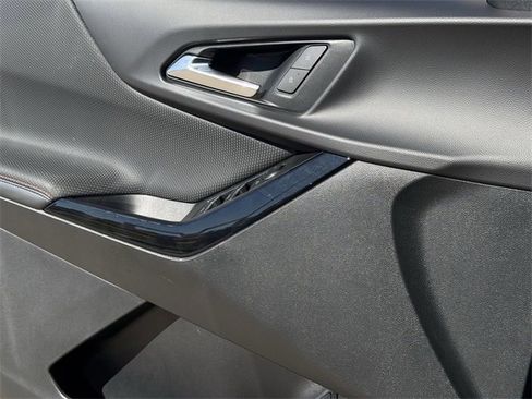 Certified 2025 Chevrolet Equinox RS w/ Safety and Technology Package image 23