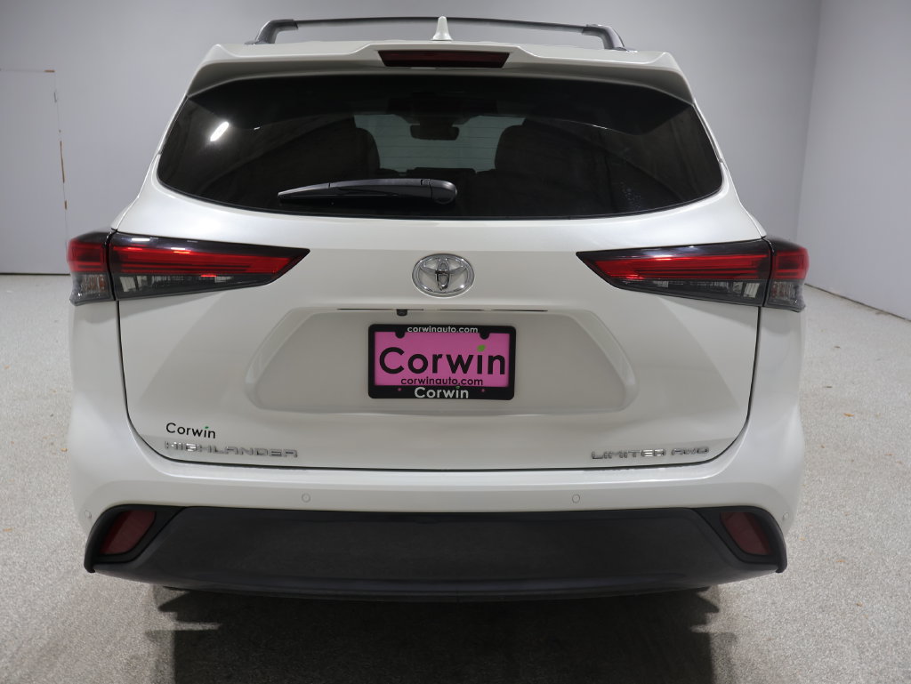 Used 2020 Toyota Highlander Limited AWD/4WD image 3
