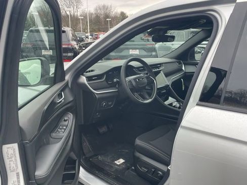 New 2025 Jeep Grand Cherokee L Laredo image 14