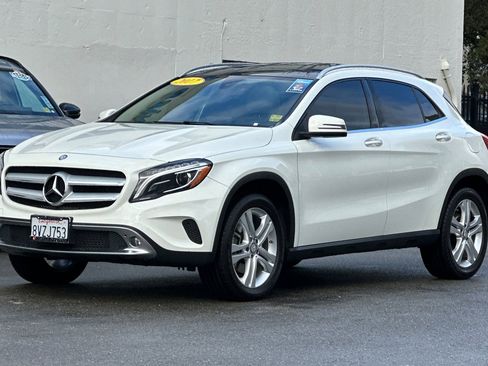 Used 2017 Mercedes-Benz GLA 250 4MATIC image 9