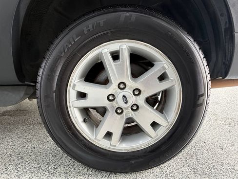 Used 2007 Ford Explorer XLT AWD/4WD image 41