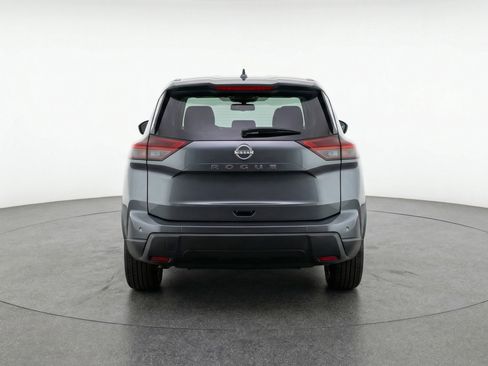 Used 2025 Nissan Rogue SV image 7