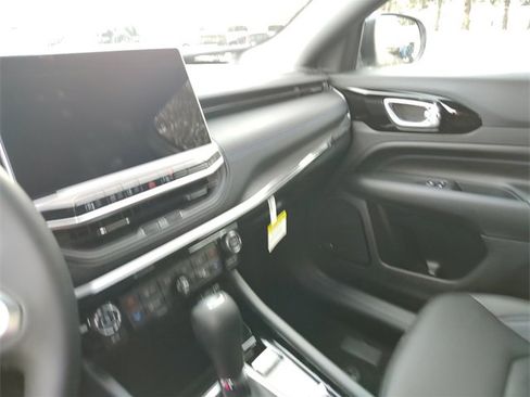 New 2026 Jeep Compass Limited w/ Sun, Sound & Navigation Group image 29