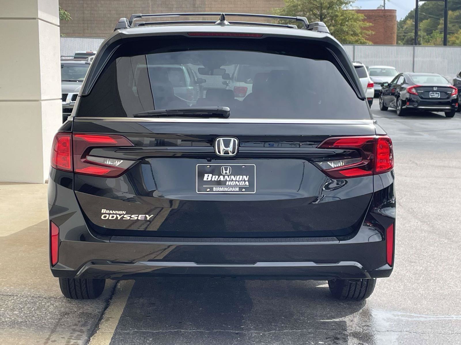 New 2027 Honda Odyssey EX-L image 2