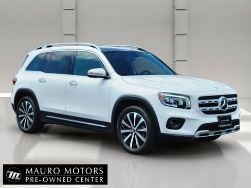 Certified 2023 Mercedes-Benz GLB 250 4MATIC w/ Premium Package image 1