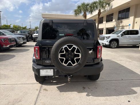 Used 2023 Ford Bronco Outer Banks image 5