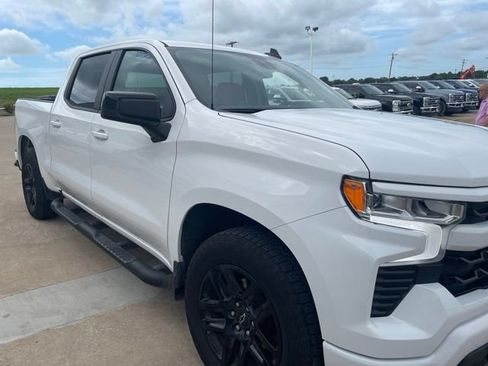 Used 2026 Chevrolet Silverado 1500 RST w/ RST Select Package RWD image 2