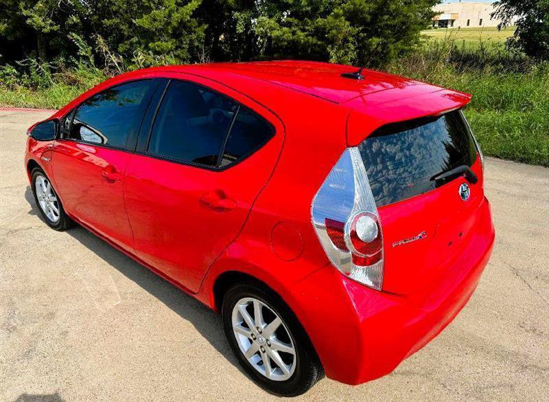 Used 2012 Toyota Prius C Three FWD image 12