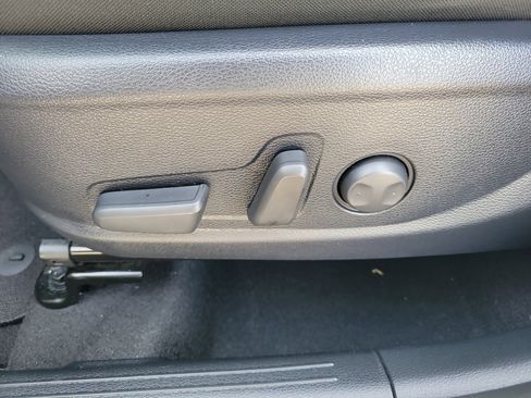 Certified 2023 Kia Soul S image 21