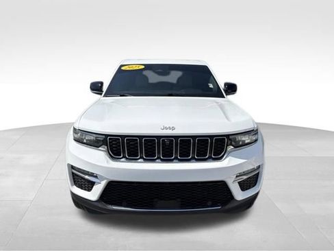 Used 2025 Jeep Grand Cherokee Limited w/ Luxury Tech Group II AWD/4WD image 7