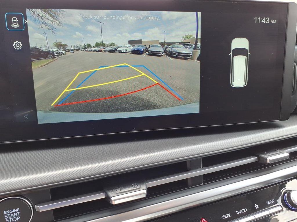 Used 2026 Hyundai Santa Fe SE FWD image 26