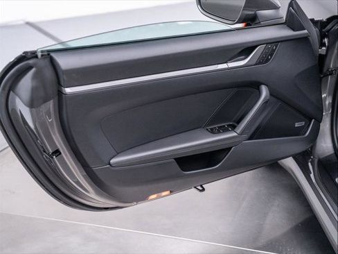 Used 2024 Porsche 911 Targa 4S w/ Premium Package image 30