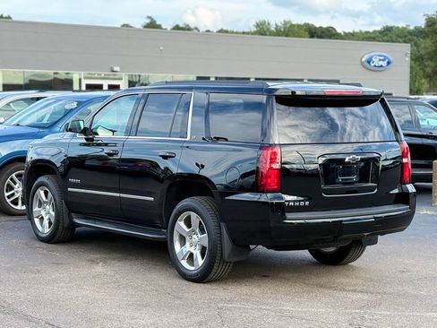 Used 2019 Chevrolet Tahoe LT w/ Luxury Package AWD/4WD image 37