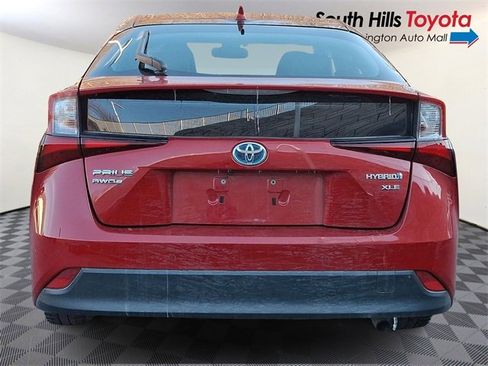 Used 2020 Toyota Prius XLE w/ Advanced Technology Package image 5