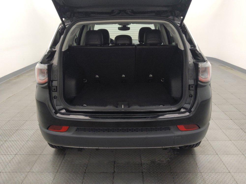 Used 2020 Jeep Compass Limited FWD image 29