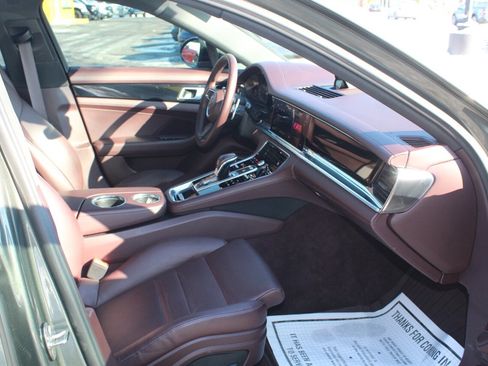 Used 2022 Porsche Panamera 4 AWD/4WD image 16