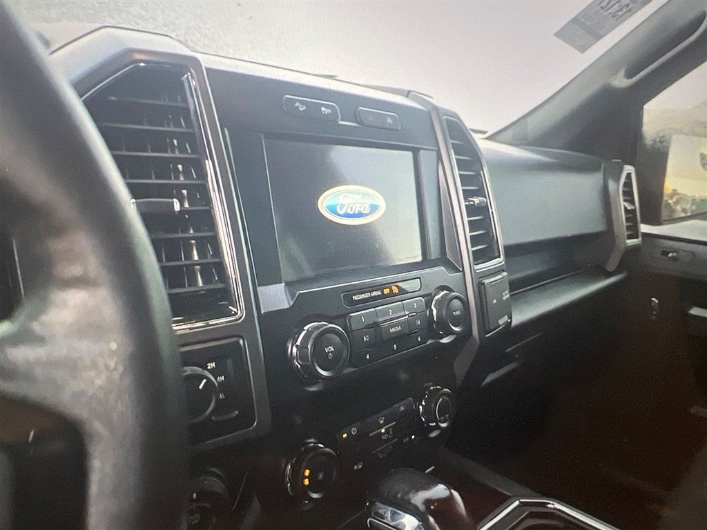 Used 2019 Ford F150 XLT w/ Equipment Group 302A Luxury AWD/4WD image 9