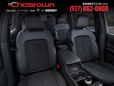 New 2025 Jeep Grand Cherokee L Altitude image 16