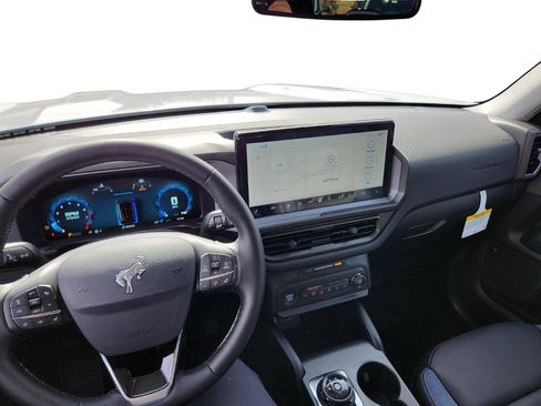 New 2025 Ford Bronco Sport Outer Banks AWD/4WD image 18