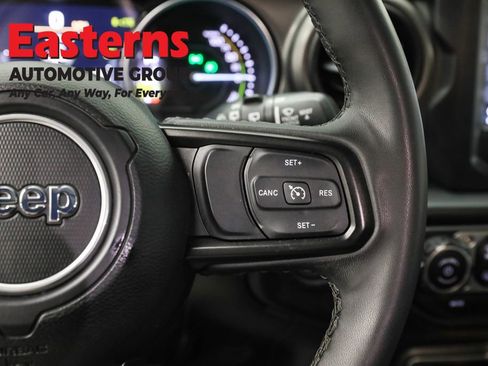Used 2023 Jeep Wrangler Unlimited w/ Cold Weather Group AWD/4WD image 16