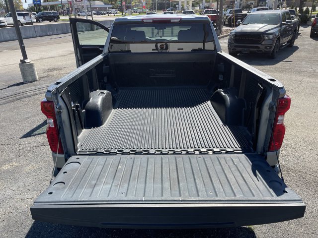 Used 2023 Chevrolet Silverado 1500 LT AWD/4WD image 22