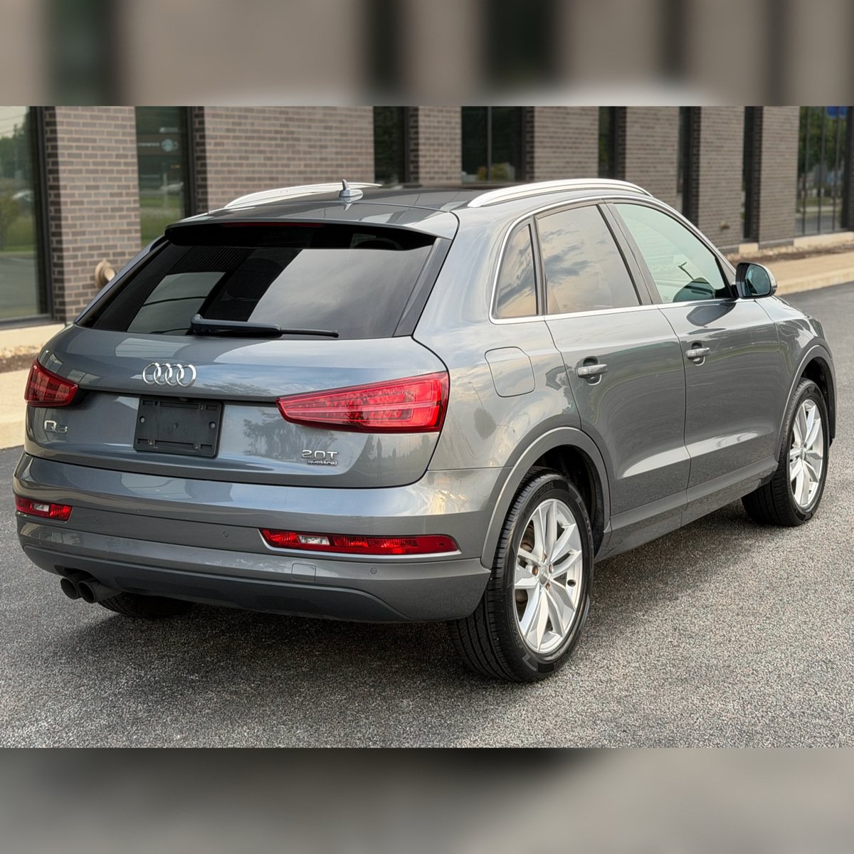 Used 2016 Audi Q3 2.0T Premium Plus w/ Technology Package AWD/4WD image 2