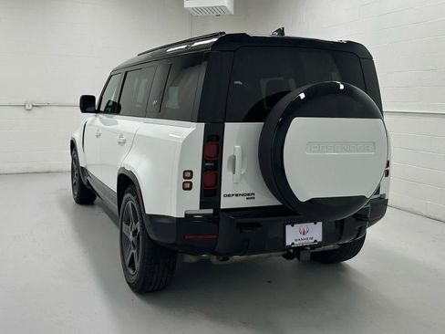 Used 2023 Land Rover Defender 110 X-Dynamic SE AWD/4WD image 8
