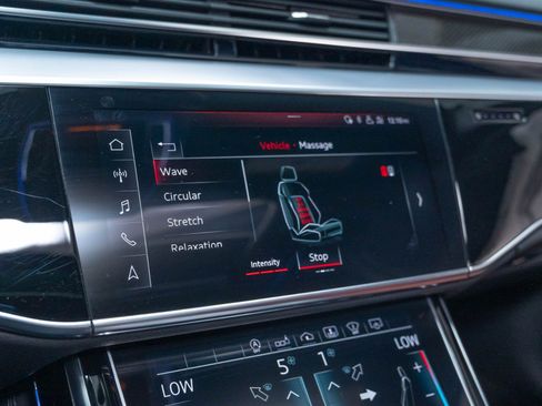Used 2020 Audi S8 L AWD/4WD image 82