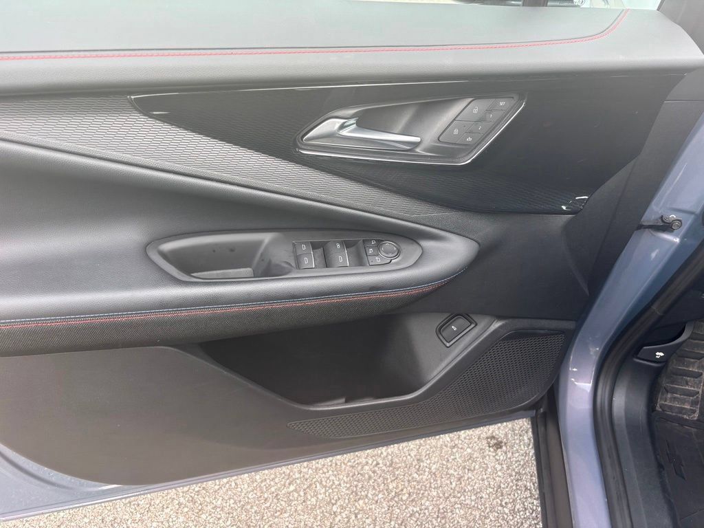 Used 2025 Chevrolet Blazer EV RS AWD/4WD image 24