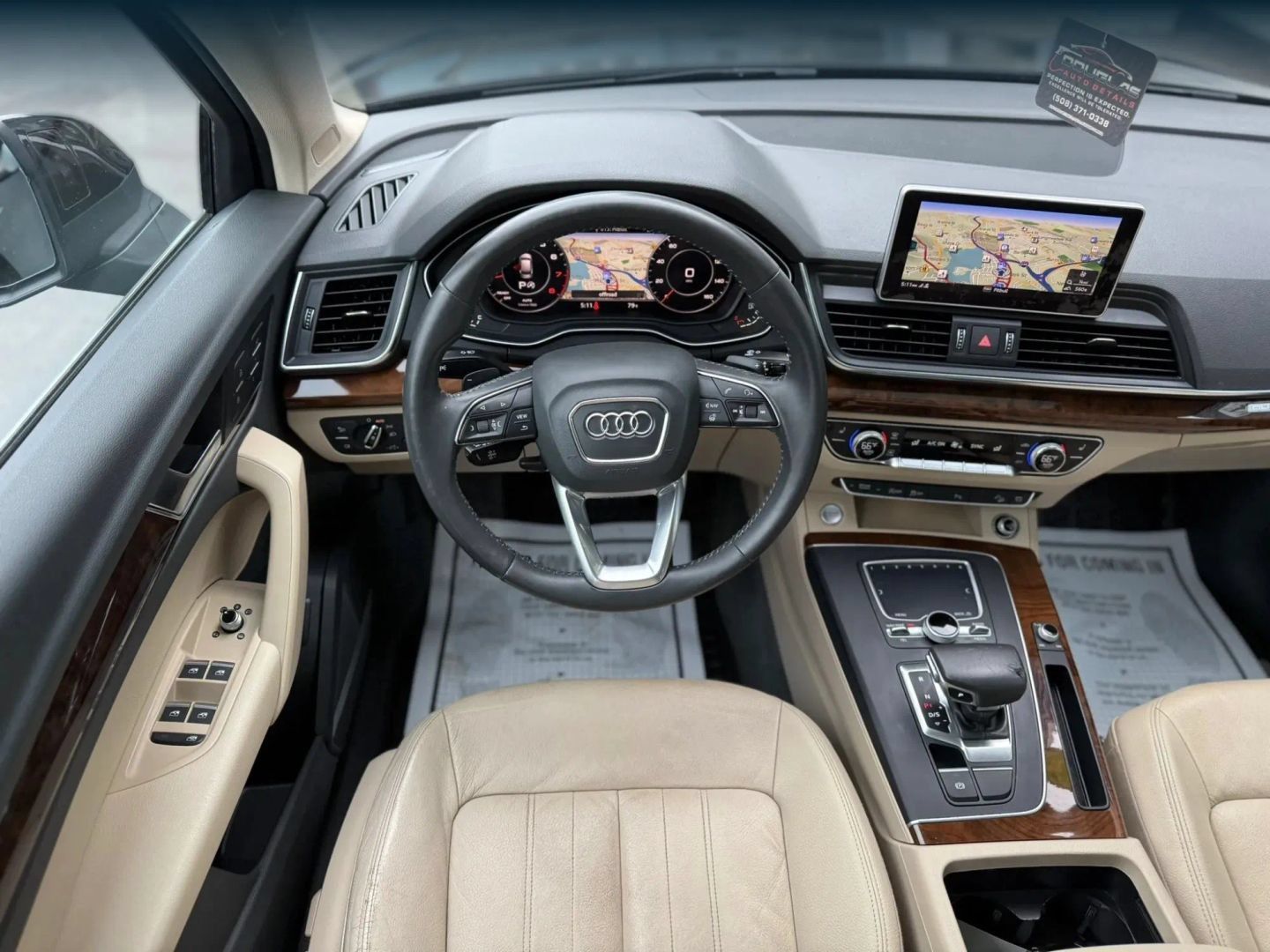 Used 2018 Audi Q5 2.0T Premium Plus w/ Premium Plus Package AWD/4WD image 11