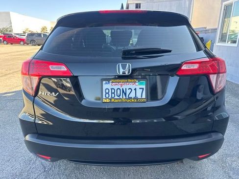 Used 2018 Honda HR-V LX image 5