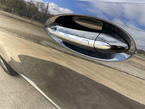 Used 2025 Buick Envision Preferred image 32