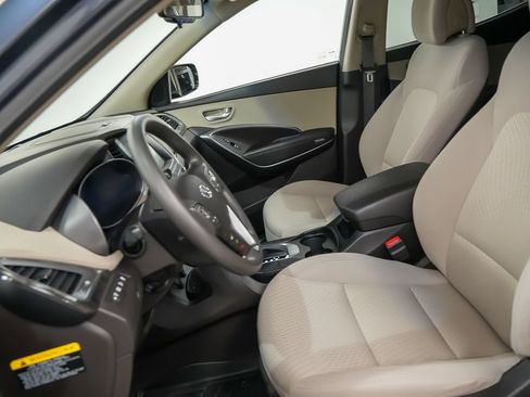 Used 2017 Hyundai Santa Fe Sport AWD/4WD image 5